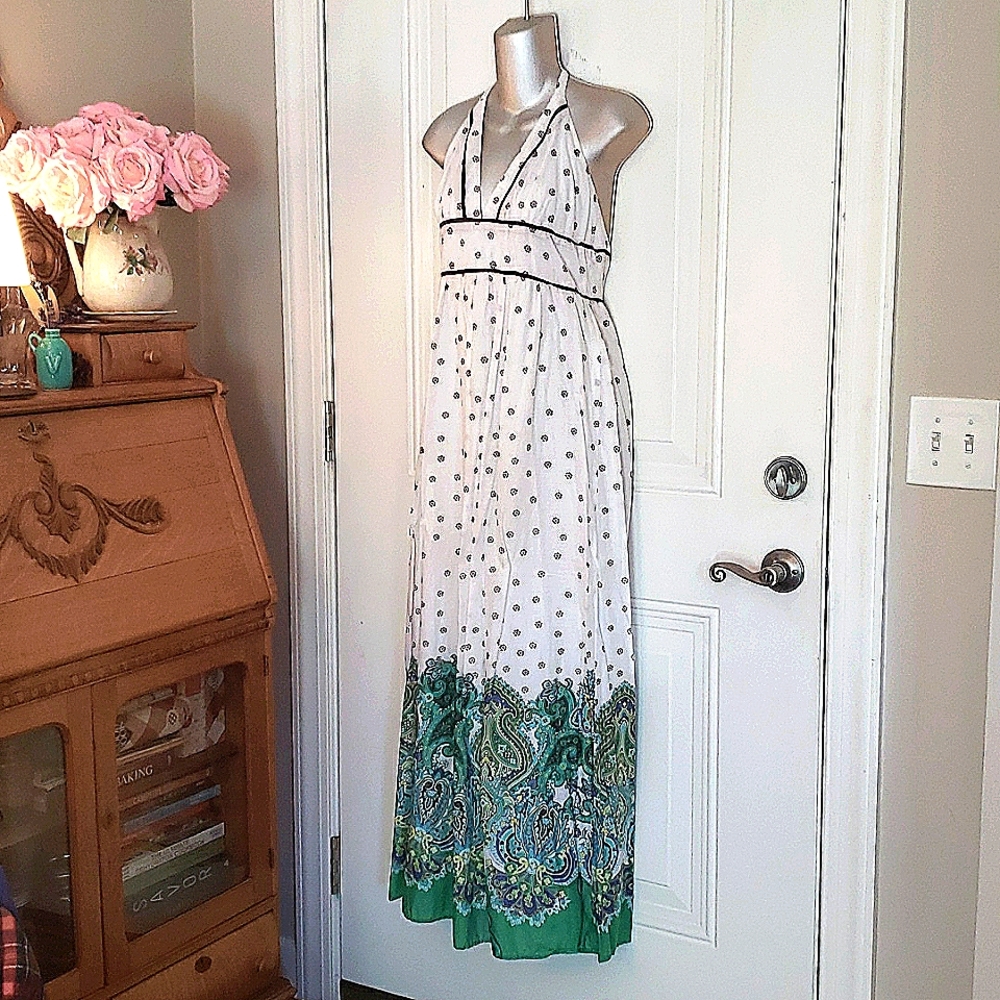 White Cotton Bohemian Maxi-Dress